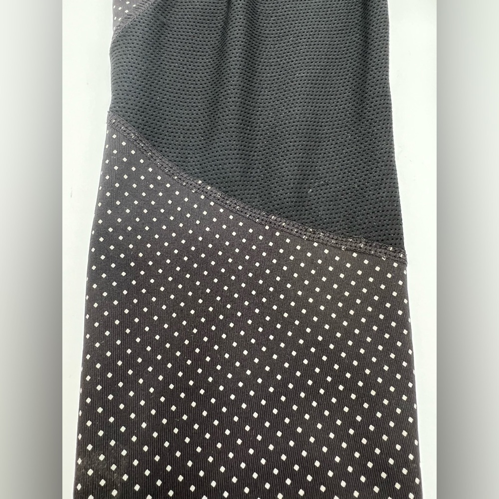 Athleta dot be free black and gray reflective running leggings size XS. - Picture 3 of 8